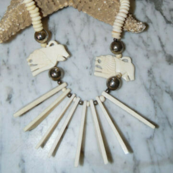 ESTATE VINTAGE ~Handcarved Lion ~ BOVINE BONE BEAD - Picture 8 of 8